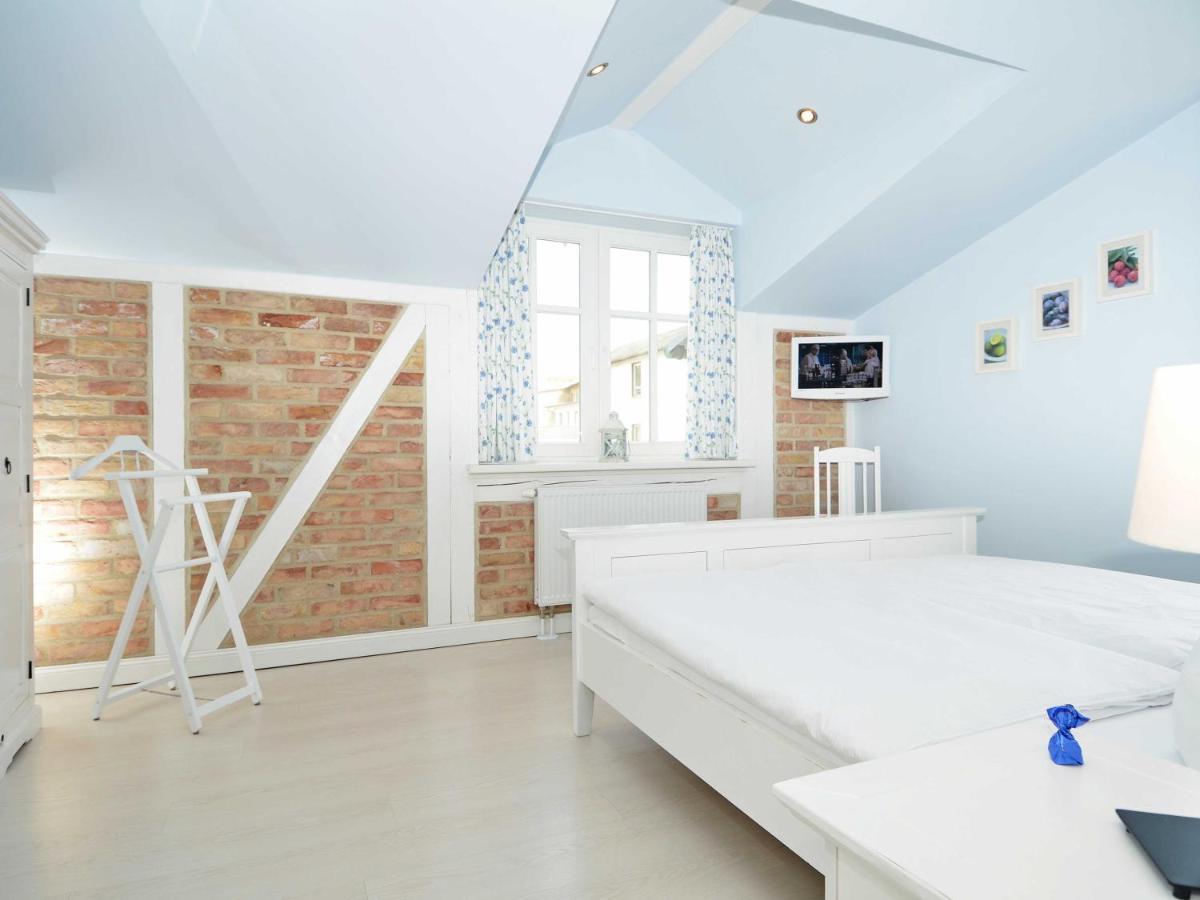 Villa "To Hus" In Sellin - Appartement 07 Im Dg Mit Kamin Und Balkon エクステリア 写真