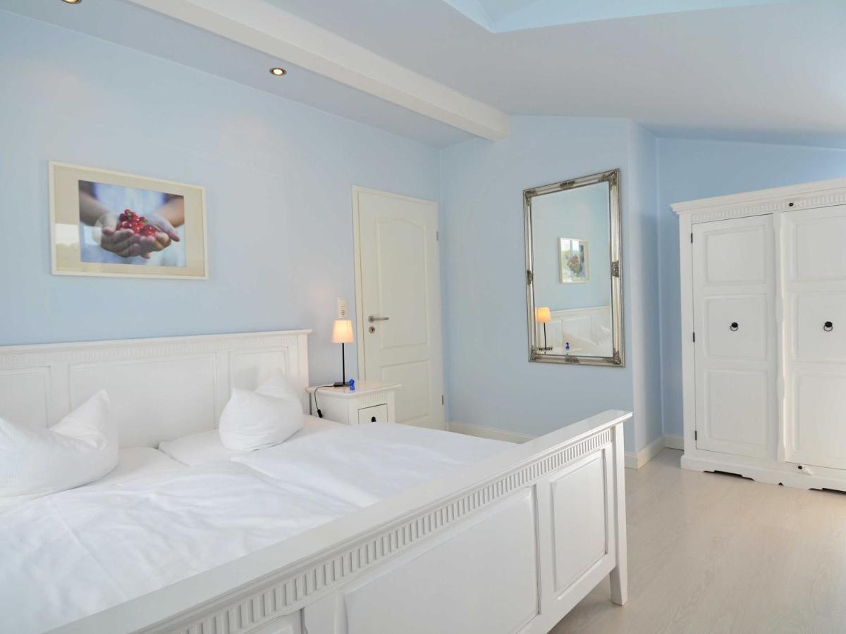 Villa "To Hus" In Sellin - Appartement 07 Im Dg Mit Kamin Und Balkon エクステリア 写真