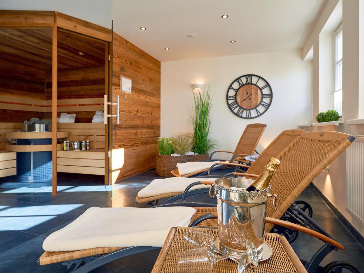 Villa "To Hus" In Sellin - Appartement 07 Im Dg Mit Kamin Und Balkon エクステリア 写真